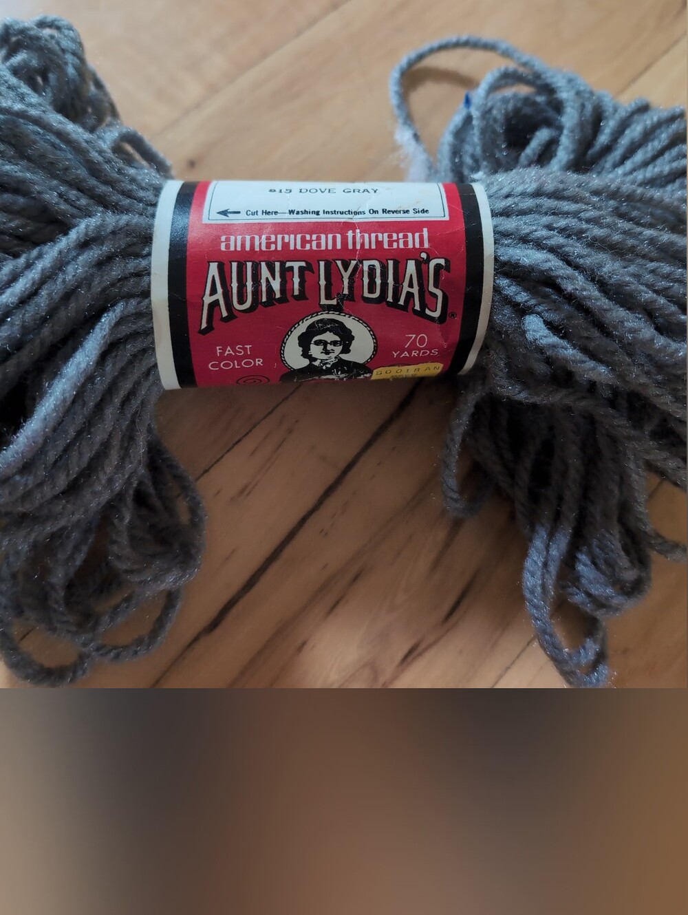 Vintage - Aunt Lydia's - Heavy Rug Yarn - Dove Gray- # 261 - 2.5 Ounces - New